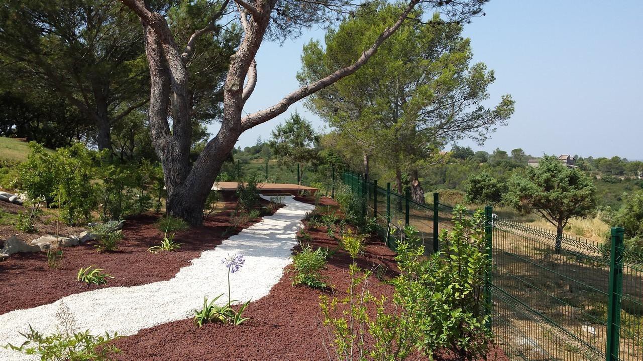 Pose de pergola en bois